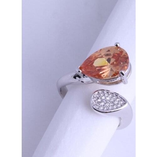 Love Monologue Sparkling Champagne imitation Morganite Cubic Zirconia Teardrop Shape Ring for Women J0565 Size 6 / 7 / 8 / 9
