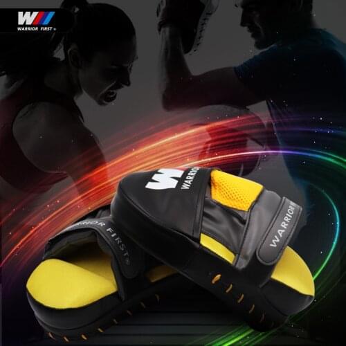 2 PCS Punch Mitts Kick Boxing Gloves Pad Punch Target Bag MMA PU Karate Muay Thai Free Fight Sanda Training Protector Equipment