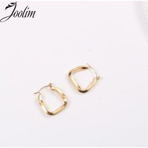 Joolim High End PVD Plated Twisted Hoop Earring Irregular Earring Drop Shipping Supplier