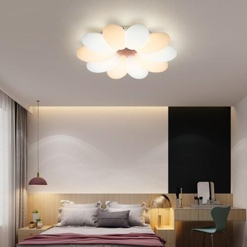 New Bedroom Ceiling Lamp Warm and Romantic Wedding Room Modern Restaurant Simple Childrens Creative Petal Lamp LED Nordic Home