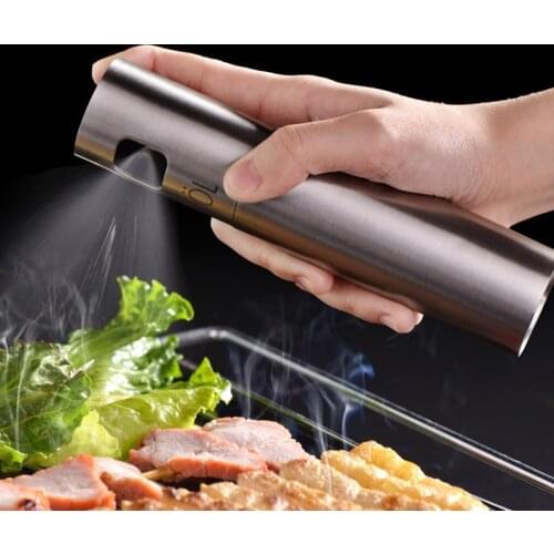 304 Stainless Steel Oil Spray Bottle Sprayer Kitchen Seasoning Cup Leak-proof Oil Pot Seasoning Tools Spice Jar Olive Oil Bottle