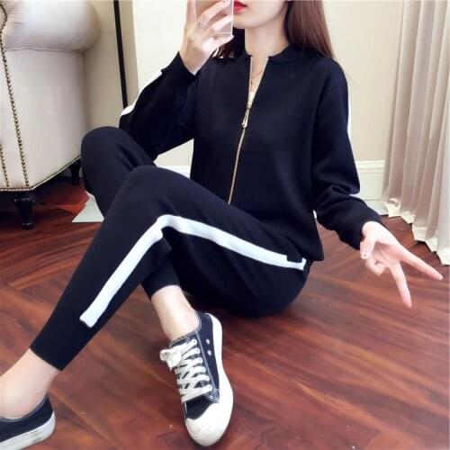 Autumn/winter wear fashionable knitted suits for women 2018 sporting sweater two-piece set for students matching knitted trouser