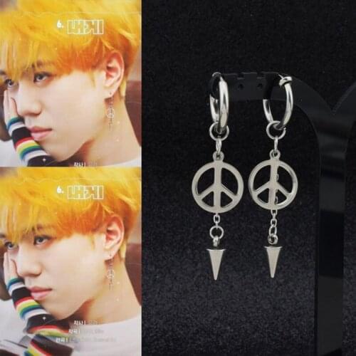 Punk Earrings Korea Boys Single Spike Stainless Steel Peace Stud Earring Guys Men Women Rock Hip Hop Grunge Punk Ear Clip Unisex