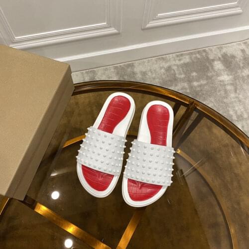 2021 Summer White Ins Super Fire Mens Shoes Crystal Metal Decorative Diamond Fashion Platform Sneakers Luxury