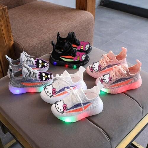 2021 Sanrio Hello Kitty Autumn Childrens LED Lights Casual Shoes Girls Running Shoes Boys Luminous Sneakers Childrens Shoes