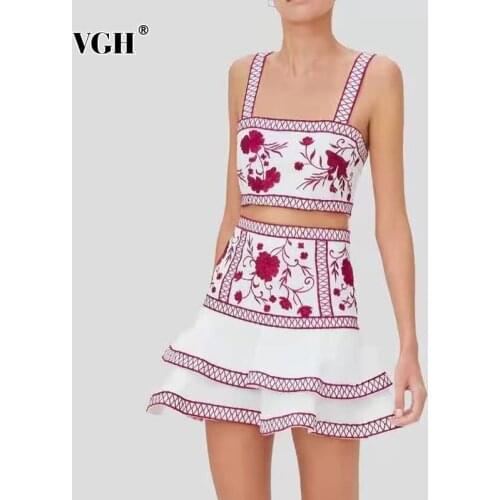 VGH Red Print Sexy Two Piece Set For Women Square Collar Sleeveless Top High Waist Mini Skirt Hit Color Sets Female Fashion 2021
