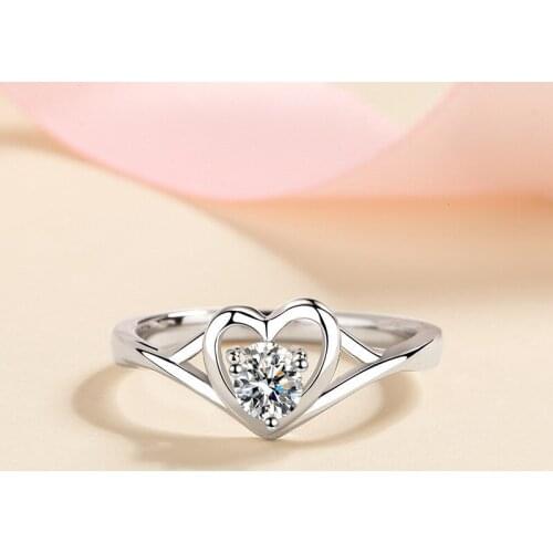 Silver 0.3 Carat Diamond Test Passed Excellent Cut D Color Moissanite Romantic Wedding Ring Silver 925 Cute Love Cocltail Rings