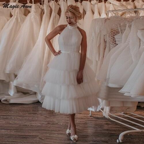 Magic Awn 2021 Tes-Length Boho Wedding Dresses High Neck Tiered Ivory Cake Bridal Gowns Puffy Backless Wedding Party Dress Robes