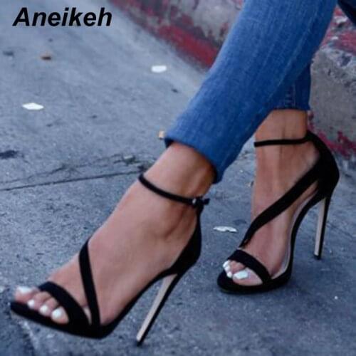 Aneikeh Large One-piece Swimwear