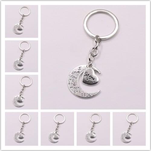 Fashion The Family Member Moon Letters Keychain Dad Mom Sister Brother Keychain Key Ring For Gift