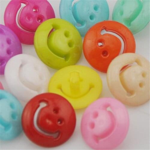 50PCS Round Plastic Buttons Childrens Clothing Sewing Accessories DIY Crafts PT33