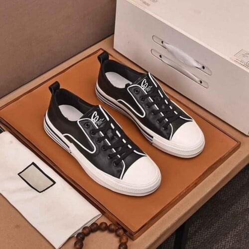 Cozy Sneakers Leather Men Shoes Tenis Masculino Casual Lace-up Single Shoes High Quality Male Shoes Round Toe Zapatillas Hombre