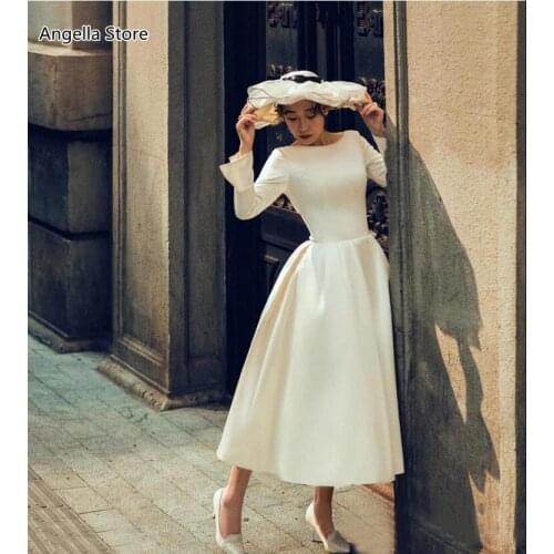 Vintage Short Ivory Satin Wedding Dress For Women Long Sleeve Backless Tea Length Garden Bridal Gowns Custom Made