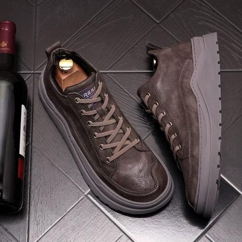 2020 Hot Selling men shoes sneakers Genuine Leather Round Lace Up Black Yellow Brown Trending Leisure Luxury Sneakers