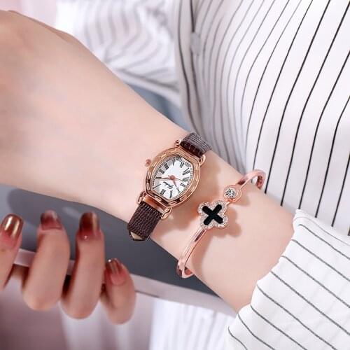 Western style Hot Sale Casual Leather Watches For Women Ladies Cute erkek kol saati Reloj luxe femme Clock