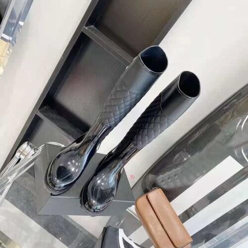 2021 Famous Brand Punk style zipper rain boots womens solid color outdoor rubber water shoes