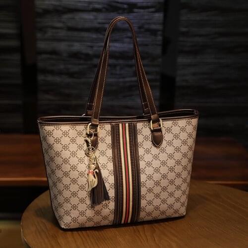 Fashion Women Tote Bag Casual Leather Womens Handbags Versatile Totes High Quality Shoulder Bag Female Tassel Ladies Hand Bags