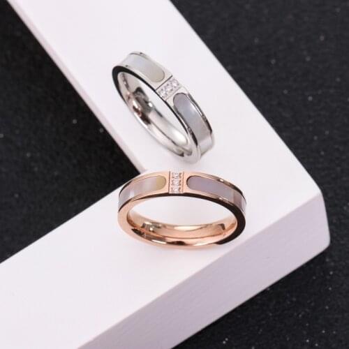YUN RUO 2019 New Arrival Fashion Shell Inlay Rings Rose Gold Color Fashion Titanium Steel Jewelry Woman Birthday Gift Never Fade