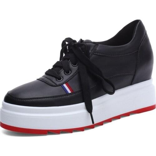 College wind increased within the early spring of 2019 the new high with lace-up shoes 31-43