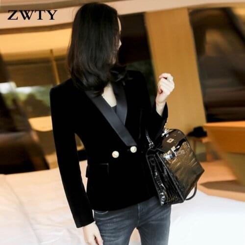 Black velvet small suit women autumn winter Korean version of self-cultivation temperament casual long-sleeved short jacket