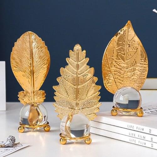 Iron Leaves with Clear Crystal Ball Golden Leaf Decor Home Desktop Livingroom Ornament Wedding Praty Gift Home Decoration Crafts