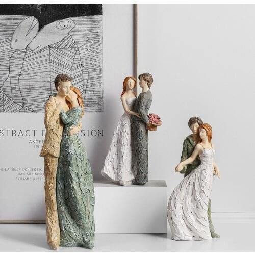 3D Simulation Figure Love Couple Embrace Resin Crafts Model Home Decoration Statue Wedding Ceremony Couple Decoration Wedding