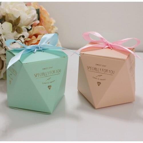 5.5x5.5x6cm 10pcs Wedding Favor Box And Bags Sweet Gift Candy Boxes For Wedding Baby Shower Birthday Christmas Party Supplies
