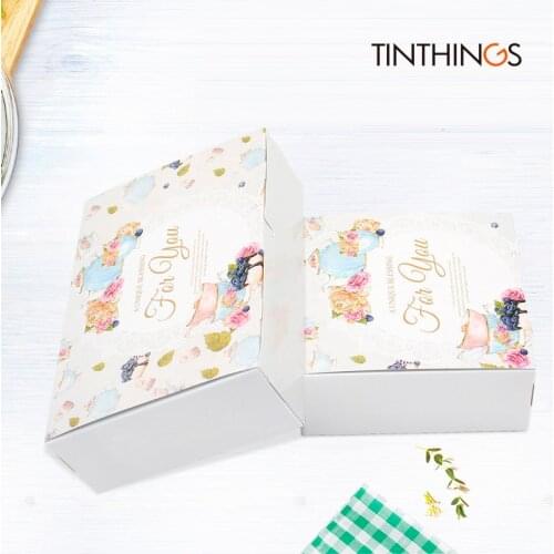 20PCS British Flower Cupcake Boxes Gift Packaging Wedding Party Maccaron Baking Package Vintage Floral Kraft Paper Cake Box