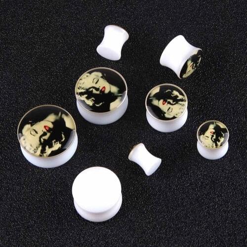 2PCS Acrylic Saddle Ear Plug The Marilyn Monroe Piercings Ear Plug Tunnels Piercings Plugs Body Jewelry Ear Stretcher