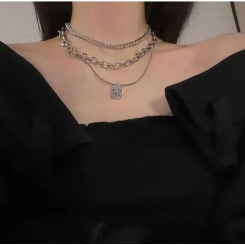 Origin Summer Metallic Multi-layer Geometrical Square Pendant Necklace for Women Charming Letter Chunky Chain Necklace Jewelry