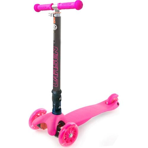 Larsen Three-wheeled Scooters