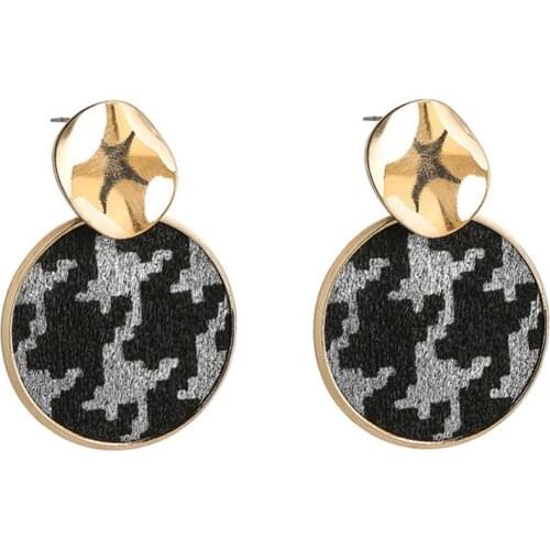 Lureme Chic Gold Tone Round Leopard Earrings Dangle for Women and Girls