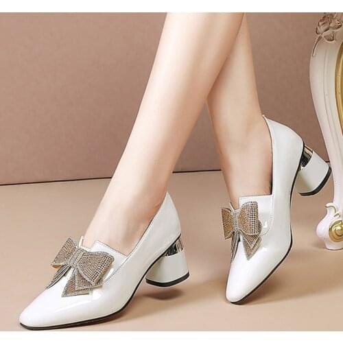 Women Patent Leather Dress Shoes High Heels White Wedding Shoes Bridal Bling Bow Pumps Slip on Ladies Shoes Spring Autumn 9352 N
