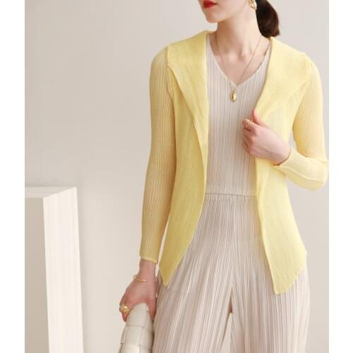 Spring, summer and autumn 2021 Miyake drape coat net gauze sweater ultra thin elegant pure color sunscreen sunshade clothing