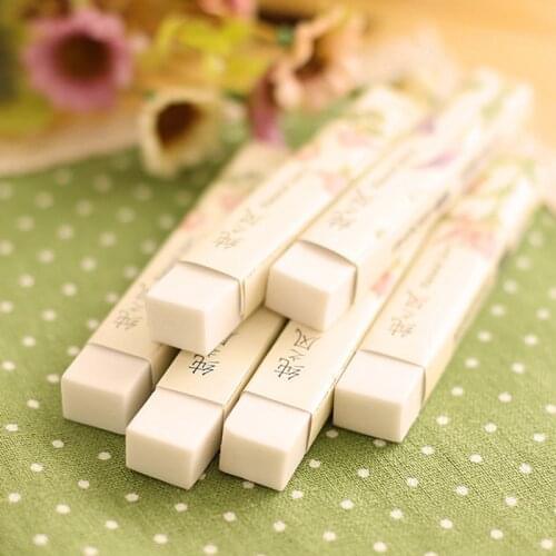 AH26 is interested in stationery Korean pure wind strip students special rubber color eraser 1267