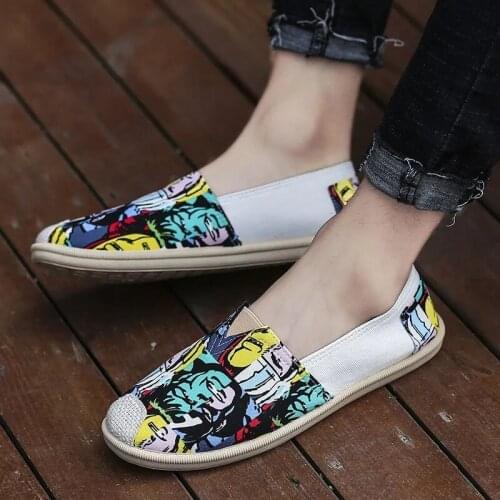Mens Shoes Breathable Canvas Mens Casual Shoes Fashion Spring Non-slip Shoes Personality Cartoon Mens Flat Shoes Loafer Shoes
