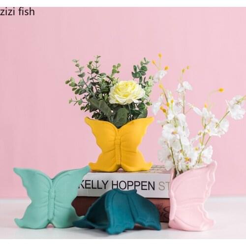 Creative Color Butterfly Vase Floral Arrangement Dried Flower Desktop Bedroom Decoration Household Ceramic Vase Home Decoration