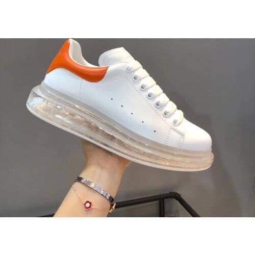 New 2021 Mens and womens sports running shoes Man Brand Couples Casual fashion Comfortable long run Anti-slip and wear-resist