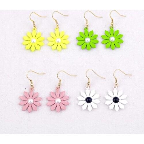 Fashion New Arrival Cute Earring White/Pink/Green/Yellow Color Cute Flower Earring For Women Birthday Gift Wholesale Jewelry