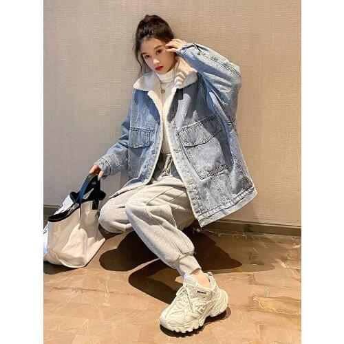Plush thick denim jacket Women winter New retro loose casual thickened rabbit fleece denim jacket warm big pocket jacket Women