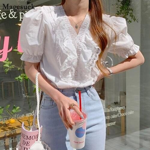 2021 Summer Short Sleeves Women Tops Korean V-neck Lace Fashion Ruffle Stitching Blouse Loose Casual Sweet Crochet Shirt 14240