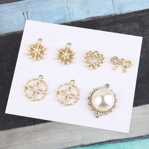 6pcs hot-sales Retro Pearl Snowflake Love Heart Bow Round Pendant Heart Statement Earrings For Girls Diy Jewelry Accessories