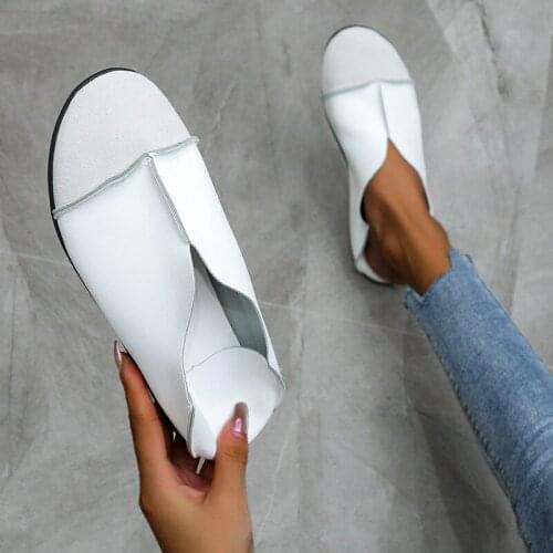 Women 2021 new Leather Shoes Moccasins Mother Loafers Soft Flats Casual Female Driving Ballet Footwear Comfortable Grandma Shoes