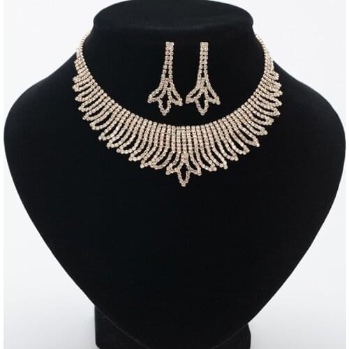 YFJEWE New Fashion Tassel Pendant Necklace Set Austrian Rhinestone Crystal Wedding Jewelry Sets Dinner Accessories gifts #N196