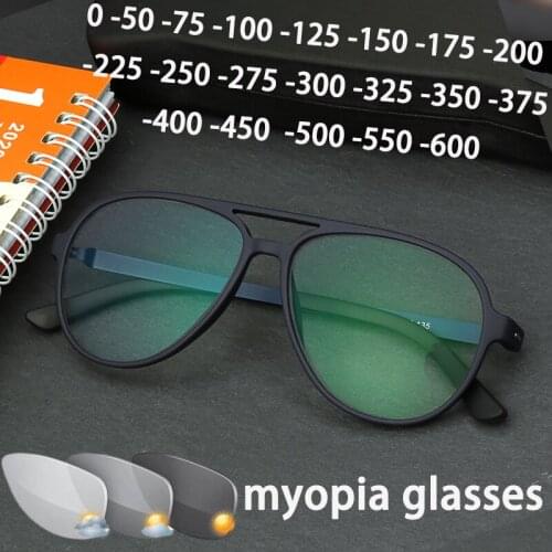 Fashion Transition Myopia Glasses Sports Photochromic Outdoor Drive Chameleon nearsighted Glasses Men Women High Quality -125