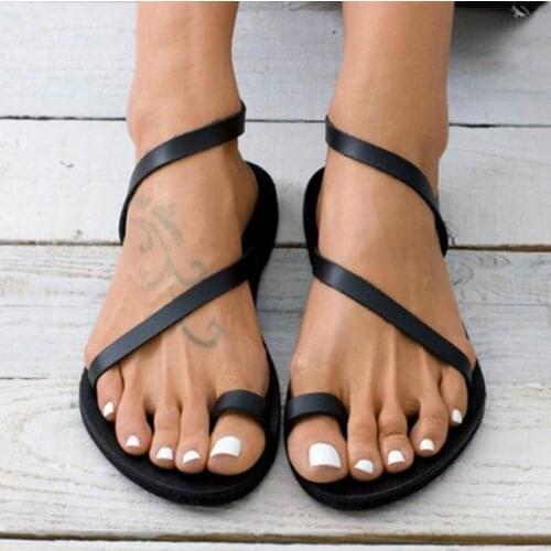 Women Summer Flat Sandals Rhinestone Thong Open Toe Woman Pu Leather Slip On Female Beach Shoes Ladies Fashion Footwear
