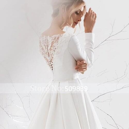Elegant Scoop Neck Long Sleeve Satin A-Line Wedding Dresses Luxury Beading Appliques Court Train Vintage Cheap Bridal Gown