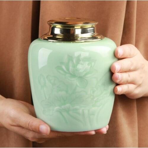 Chinese Ceramic Tea Box Retro Lotus Carvings Tea Storage Containers Family Home Porcelain Jar Light Green Powder Coffee Tea Can