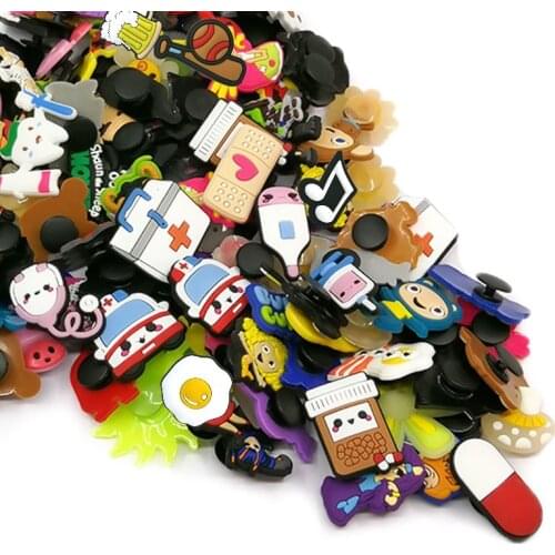 Mixed Lot of 500pcs Random Shoe Charms for holes on Shoes Bands Bracelets PVC Shoe Buckles Ornaments Fashion Accessories as Gift