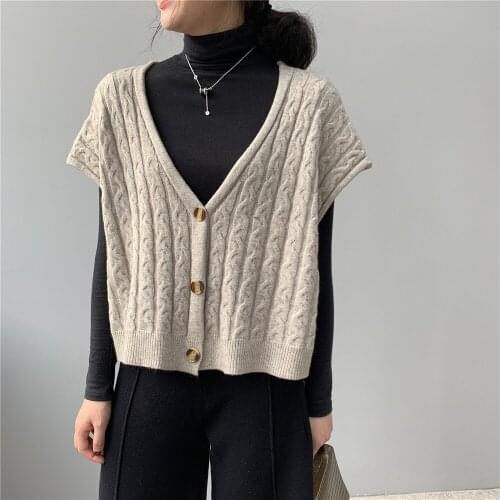2020 New Autumn Loose Knit Sweater Vest Coat Women Twist Knitted Vest Female Casual Wild Sweaters Tops NS2167
